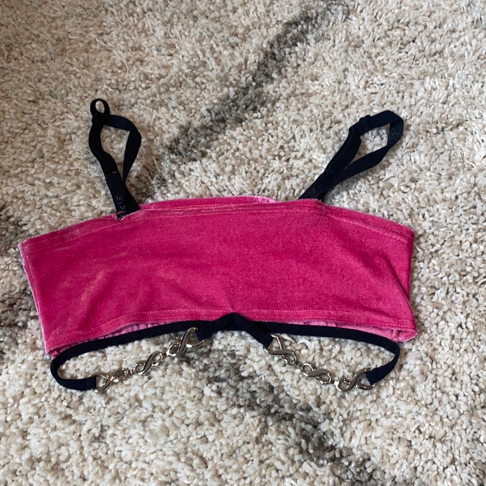 Pink underboob chain top